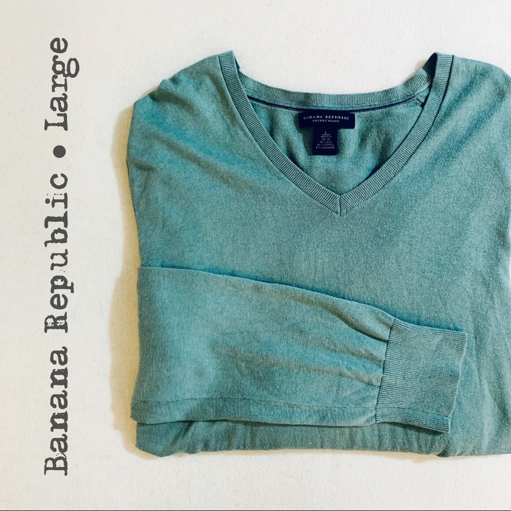 BANANA REPUBLIC | Luxury Blend Green Sweater
